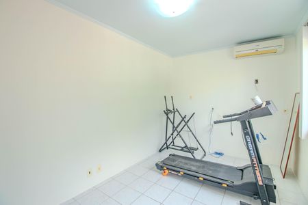 Casa à venda com 173m², 2 quartos e 3 vagasQuarto de Serviço