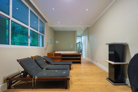Apartamento para alugar com 207m², 4 quartos e 3 vagas Apartamento para alugar com 207m², 4 quartos e 3 vagasÁrea comum - Spa