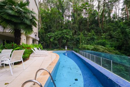 Apartamento para alugar com 207m², 4 quartos e 3 vagas Apartamento para alugar com 207m², 4 quartos e 3 vagasÁrea comum - Piscina