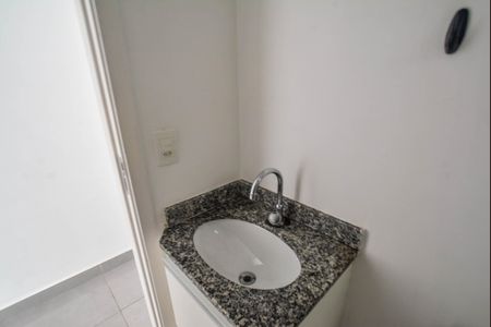 Apartamento à venda com 62m², 3 quartos e 2 vagas Apartamento à venda com 62m², 3 quartos e 2 vagasBanheiro Social