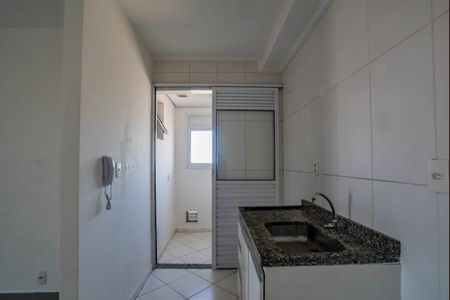 Apartamento à venda com 62m², 3 quartos e 2 vagas Apartamento à venda com 62m², 3 quartos e 2 vagasCozinha e Área de Serviço