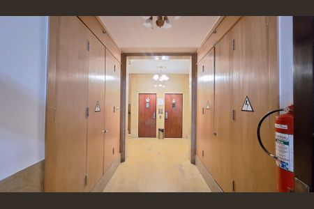 Apartamento à venda com 47m², 1 quarto e sem vaga Apartamento à venda com 47m², 1 quarto e sem vagaÁrea comum