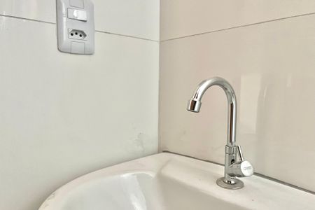 Apartamento para alugar com 28m², 1 quarto e sem vaga Apartamento para alugar com 28m², 1 quarto e sem vagaBanheiro