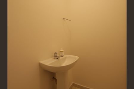 Casa de condomínio à venda com 567m², 4 quartos e 4 vagasBanheiro - Salão