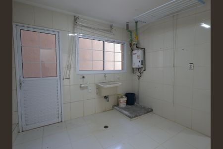 Casa de condomínio à venda com 567m², 4 quartos e 4 vagasÁrea de Serviço