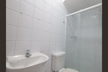 Casa de condomínio à venda com 567m², 4 quartos e 4 vagasBanheiro de serviço