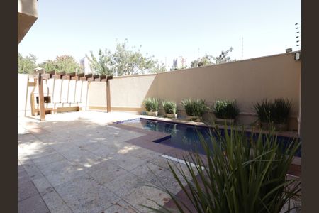 Casa de condomínio à venda com 567m², 4 quartos e 4 vagasÁrea externa - Quintal