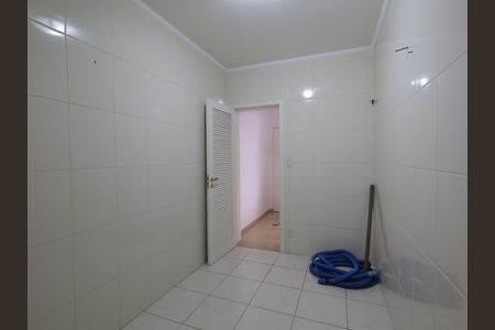 Casa de condomínio à venda com 567m², 4 quartos e 4 vagasDepósito