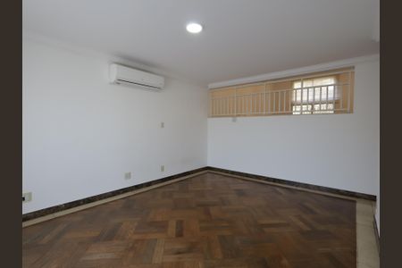 Casa de condomínio à venda com 567m², 4 quartos e 4 vagasSala de Jantar