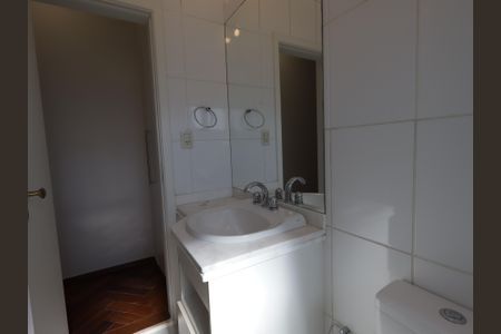 Casa de condomínio à venda com 567m², 4 quartos e 4 vagasBanheiro da Suíte 4