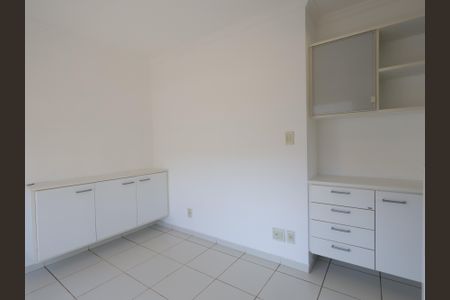 Casa de condomínio à venda com 567m², 4 quartos e 4 vagasSala de Almoço