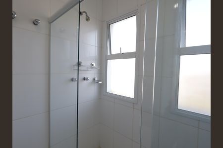 Casa de condomínio à venda com 567m², 4 quartos e 4 vagasBanheiro da Suíte 1