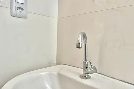 Apartamento para alugar com 28m², 1 quarto e sem vaga Apartamento para alugar com 28m², 1 quarto e sem vagaBanheiro