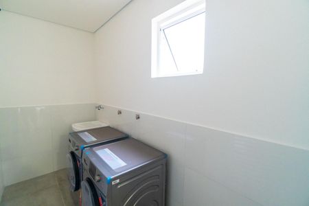 Studio para alugar com 28m², 1 quarto e sem vaga Studio para alugar com 28m², 1 quarto e sem vagaÁrea comum - Lavanderia