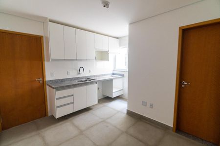 Sala/Cozinha de kitnet/studio para alugar com 1 quarto, 32m² em Jardim Oriental, São Paulo