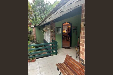 Casa à venda com 201m², 3 quartos e 5 vagas