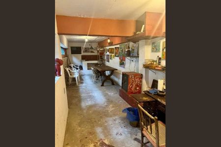 Casa à venda com 201m², 3 quartos e 5 vagas