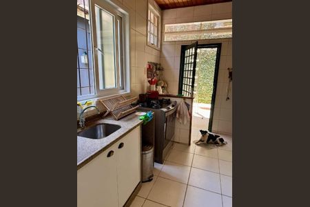 Casa à venda com 201m², 3 quartos e 5 vagas