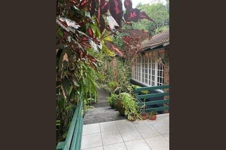 Casa à venda com 201m², 3 quartos e 5 vagas