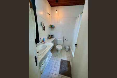 Casa à venda com 201m², 3 quartos e 5 vagas