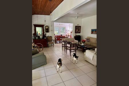 Casa à venda com 201m², 3 quartos e 5 vagas