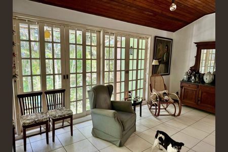 Casa à venda com 201m², 3 quartos e 5 vagas