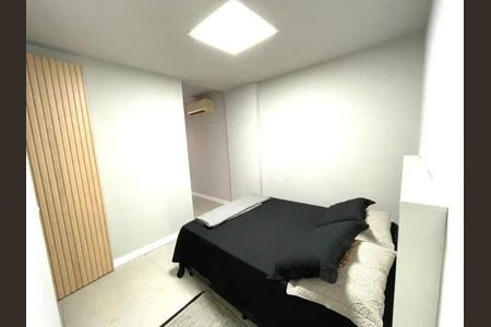 Apartamento à venda com 70m², 2 quartos e 1 vaga