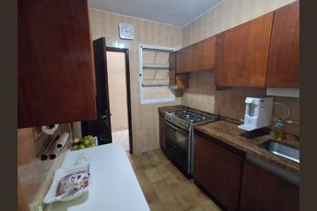 Casa à venda com 158m², 3 quartos e sem vaga