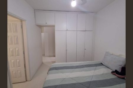 Casa à venda com 158m², 3 quartos e sem vaga
