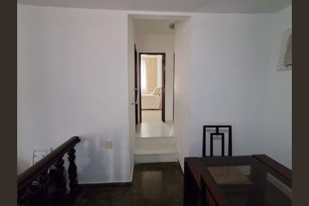 Casa à venda com 158m², 3 quartos e sem vaga