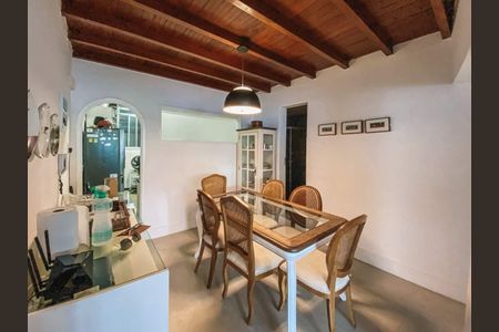 Apartamento à venda com 140m², 3 quartos e 1 vaga