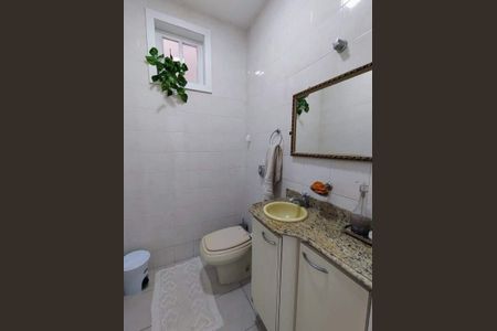 Casa à venda com 239m², 3 quartos e 2 vagas