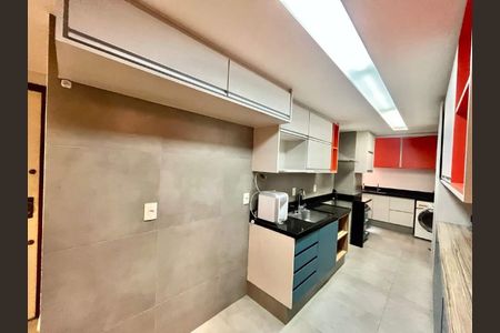 Apartamento à venda com 170m², 3 quartos e 2 vagas