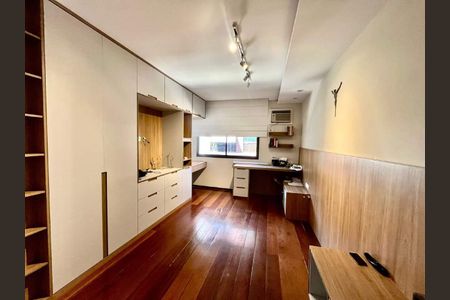 Apartamento à venda com 170m², 3 quartos e 2 vagas