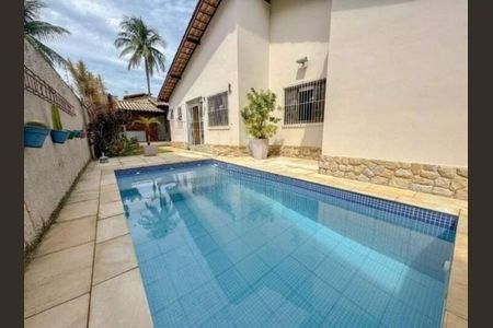 Casa à venda com 150m², 3 quartos e 4 vagas