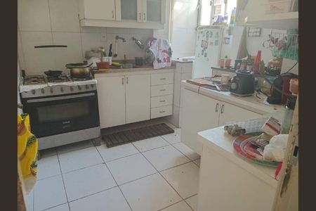 Apartamento à venda com 100m², 2 quartos e sem vaga