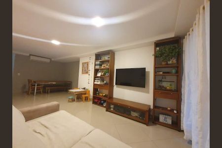 Apartamento à venda com 118m², 3 quartos e 2 vagas