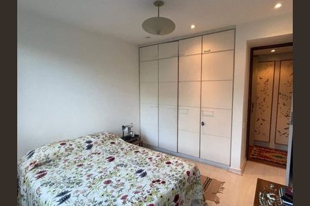 Apartamento à venda com 260m², 4 quartos e 2 vagas