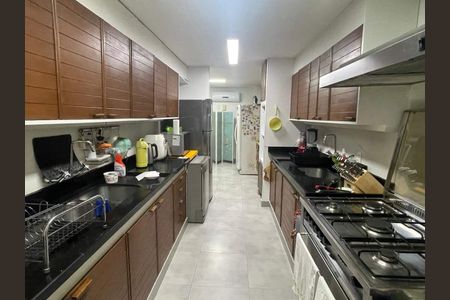Apartamento à venda com 260m², 4 quartos e 2 vagas