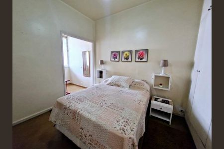 Apartamento à venda com 78m², 2 quartos e 1 vaga