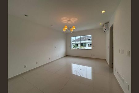 Casa à venda com 850m², 5 quartos e 3 vagas