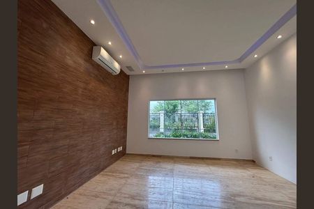 Casa à venda com 850m², 5 quartos e 3 vagas
