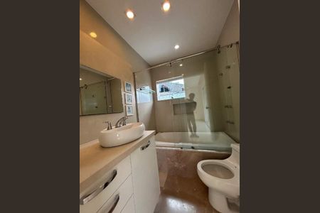 Casa à venda com 850m², 5 quartos e 3 vagas