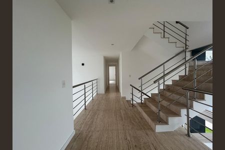 Casa à venda com 850m², 5 quartos e 3 vagas