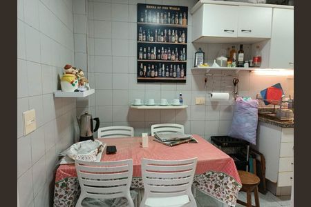 Apartamento à venda com 180m², 3 quartos e 2 vagas