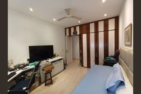 Apartamento à venda com 180m², 3 quartos e 2 vagas