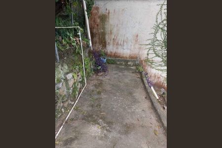 Casa à venda com 70m², 2 quartos e 1 vaga