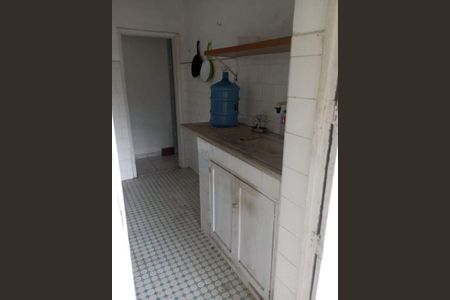 Casa à venda com 70m², 2 quartos e 1 vaga