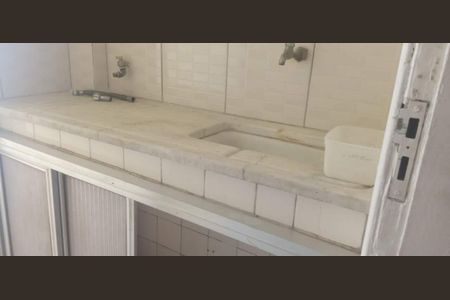 Apartamento à venda com 1 quarto, 30m² em Estácio, Rio de Janeiro