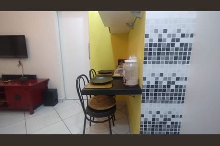 Apartamento à venda com 43m², 1 quarto e sem vaga